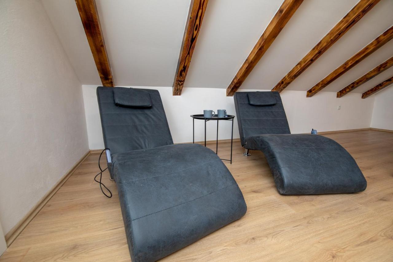 Вилла Family House Moja Jube Oklaj Экстерьер фото